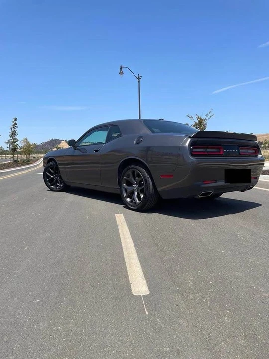 2019 Dodge Challenger 3rd Gen - Image 2 of 17
