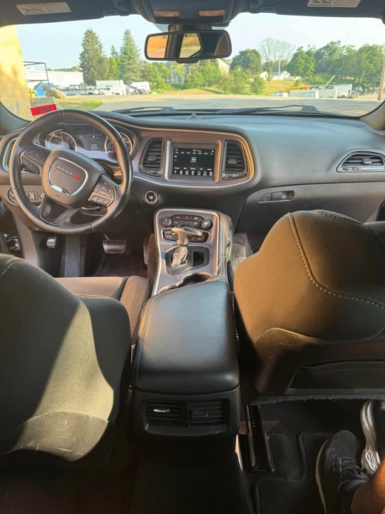 2019 Dodge Challenger 3rd Gen - Image 6 of 16