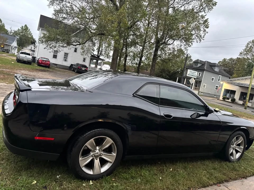 2019 Dodge Challenger 3rd Gen - Image 2 of 13