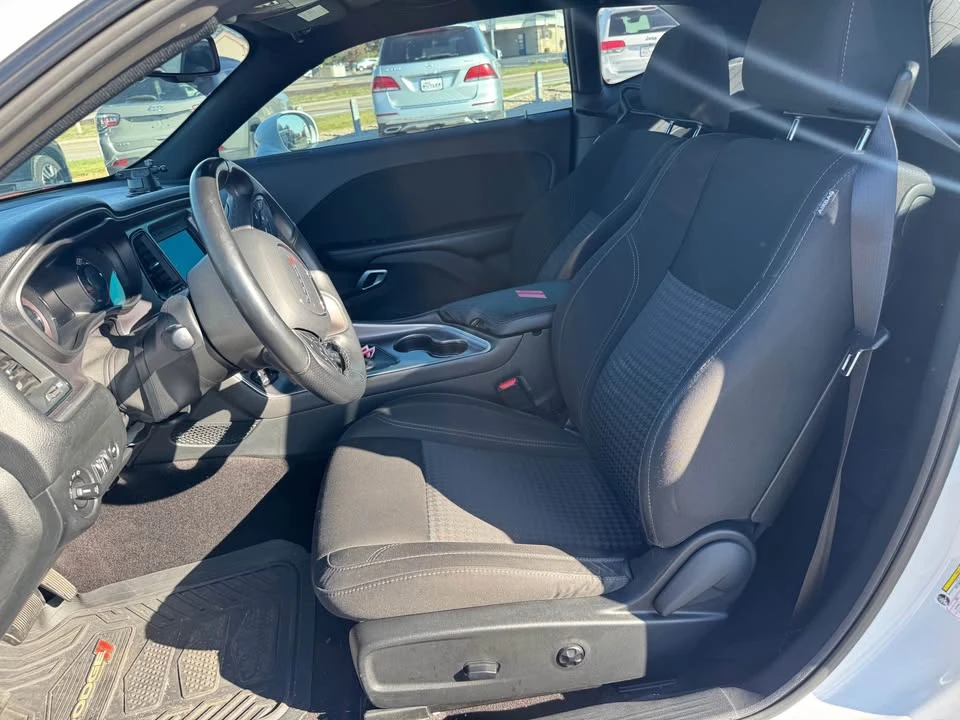 2019 Dodge Challenger 3rd Gen - Image 9 of 13