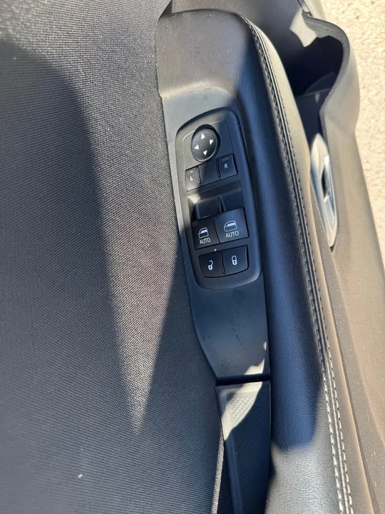 2019 Dodge Challenger 3rd Gen - Image 7 of 13