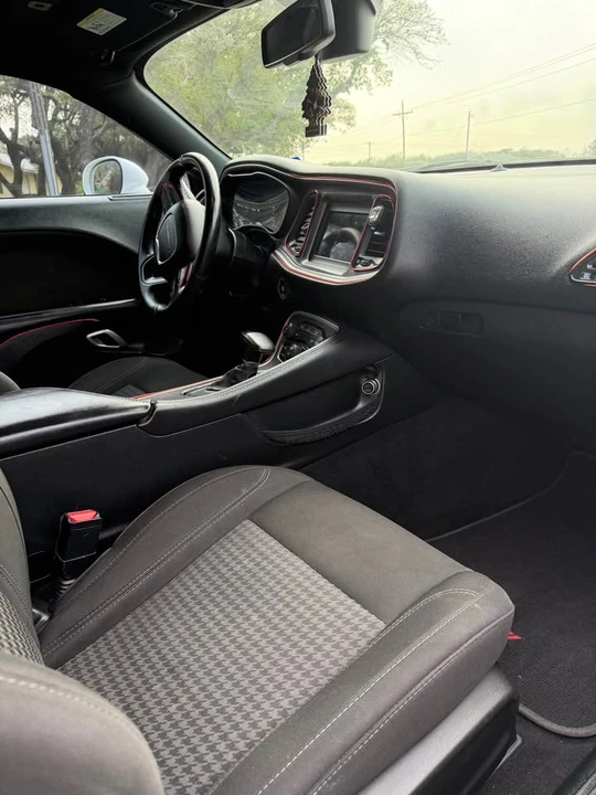 2019 Dodge Challenger 3rd Gen - Image 7 of 10