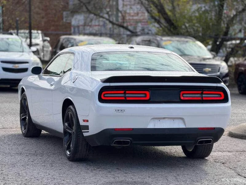 2019 Dodge Challenger 3rd Gen - Image 3 of 10