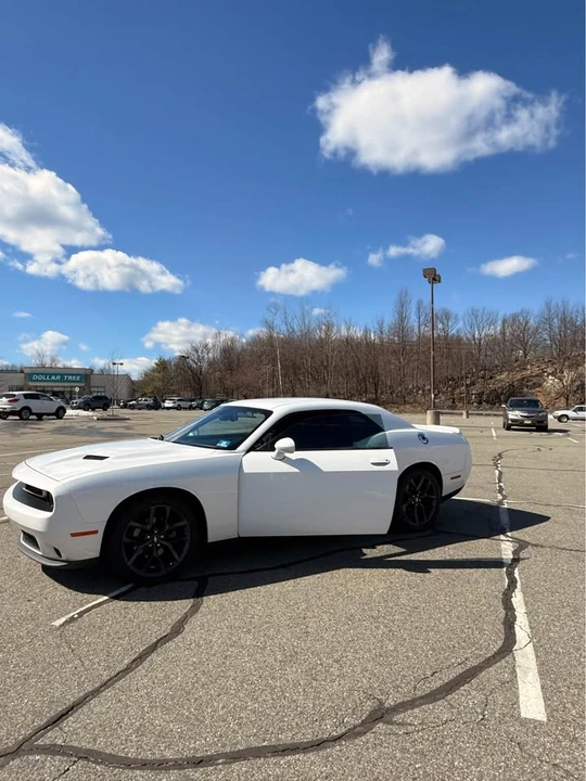 2019 Dodge Challenger 3rd Gen - Image 2 of 18