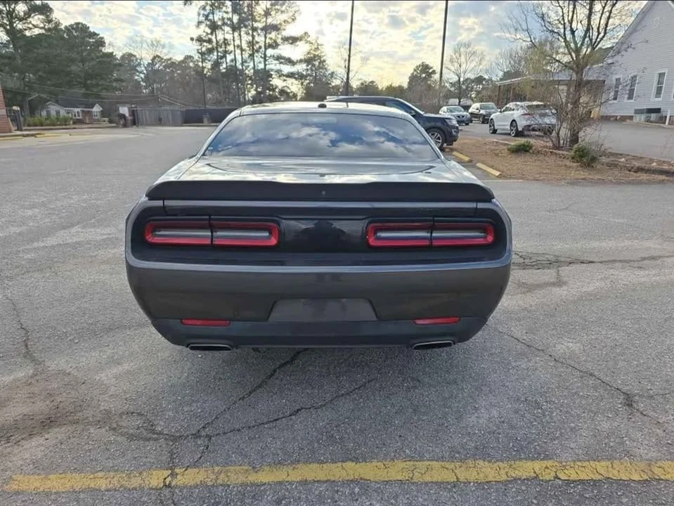2019 Dodge Challenger 3rd Gen - Image 5 of 9