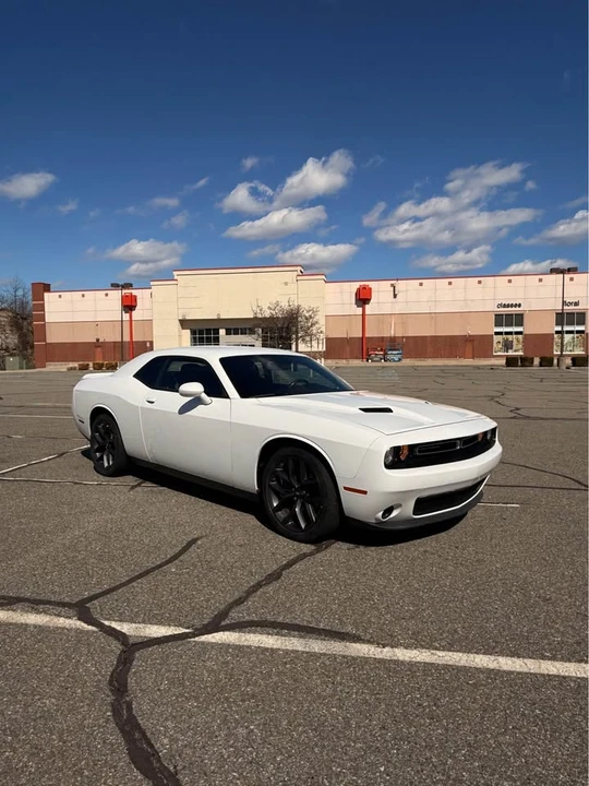 2019 Dodge Challenger 3rd Gen - Image 5 of 18