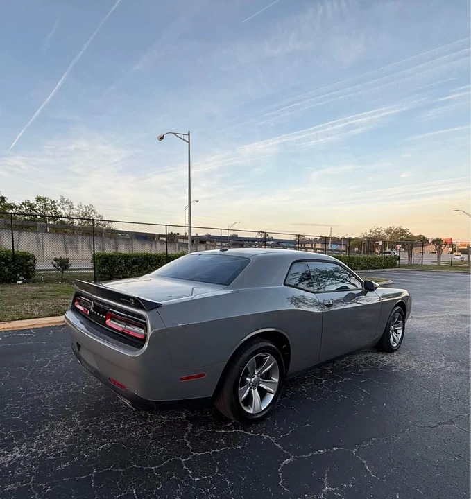 2019 Dodge Challenger 3rd Gen - Image 5 of 11