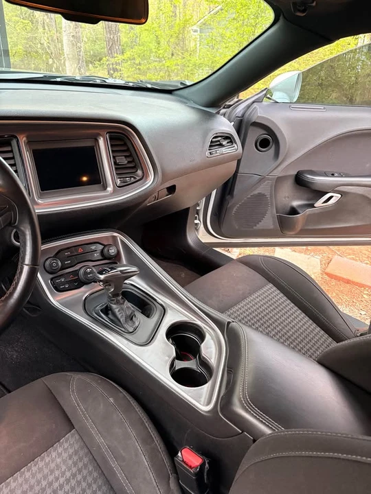 2019 Dodge Challenger 3rd Gen - Image 4 of 17
