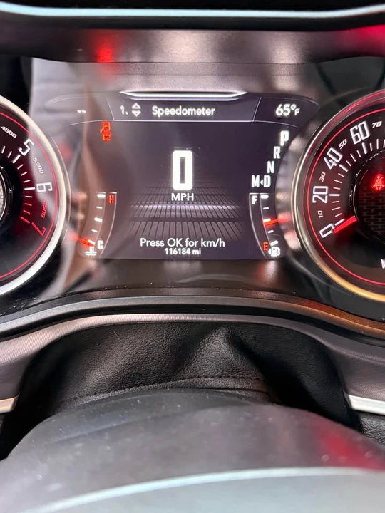 2019 Dodge Challenger 3rd Gen - Image 9 of 17