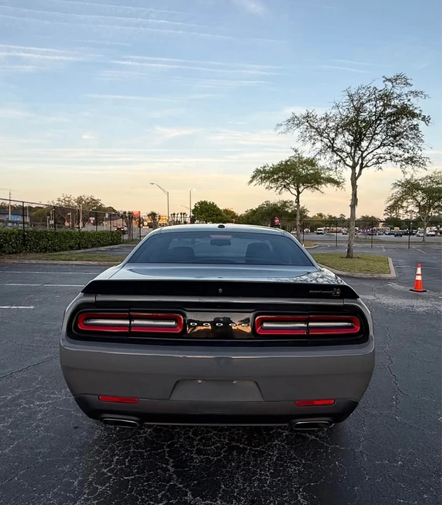 2019 Dodge Challenger 3rd Gen - Image 4 of 11