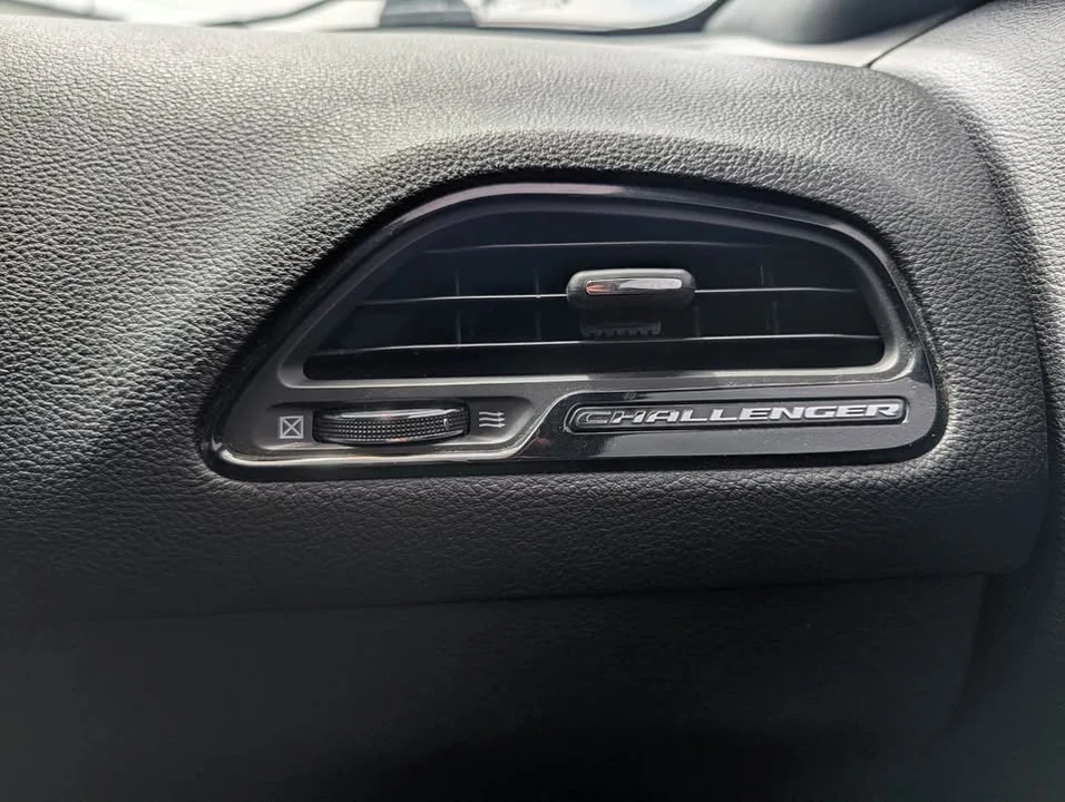 2019 Dodge Challenger 3rd Gen - Image 11 of 13