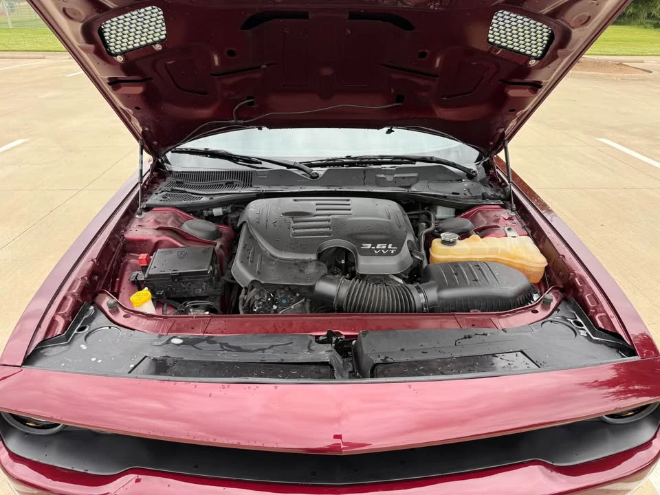 2019 Dodge Challenger 3rd Gen - Image 16 of 21
