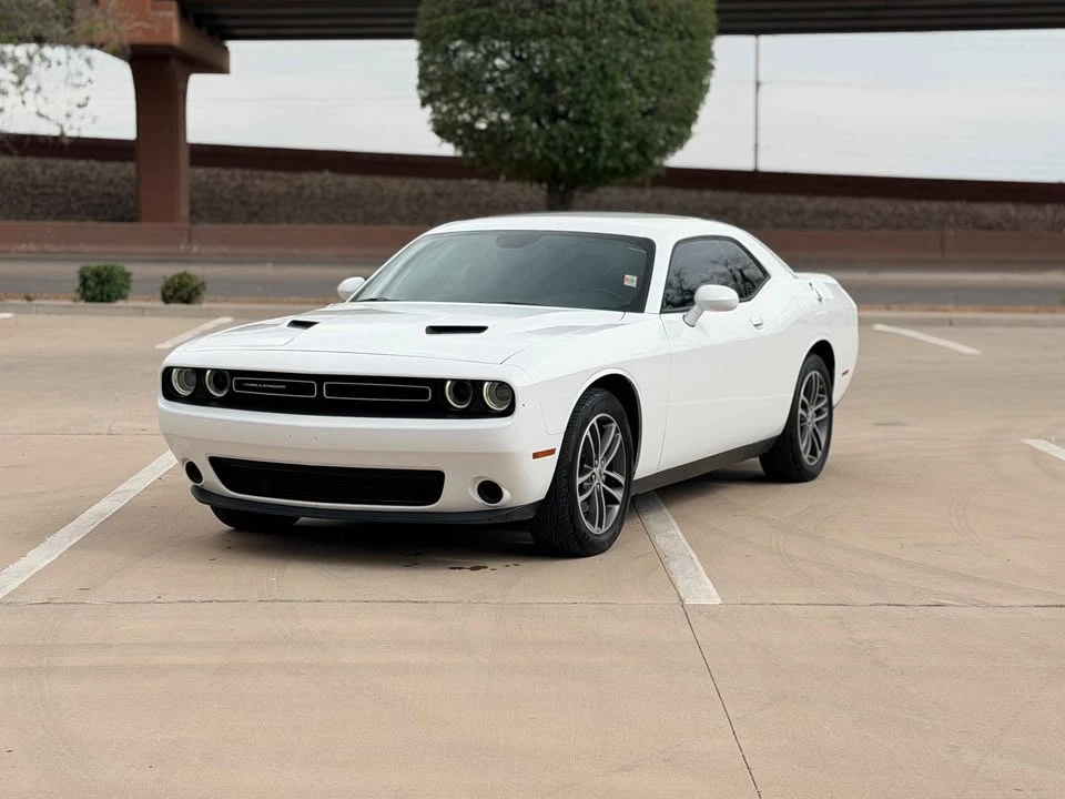 2019 Dodge Challenger - Image 2 of 16