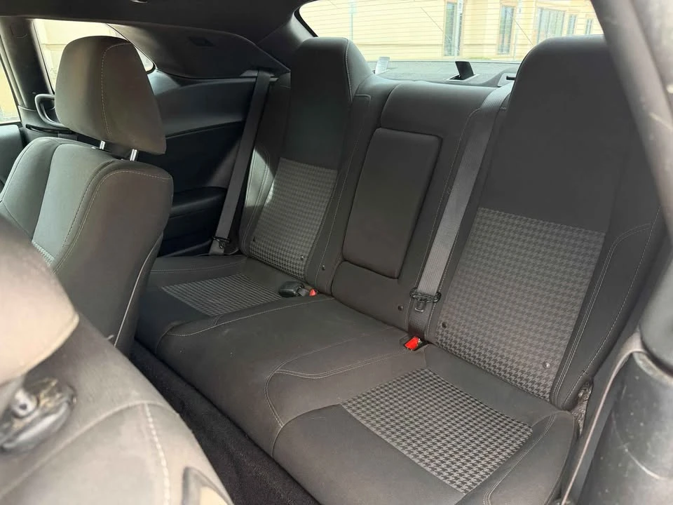 2019 Dodge Challenger - Image 9 of 16