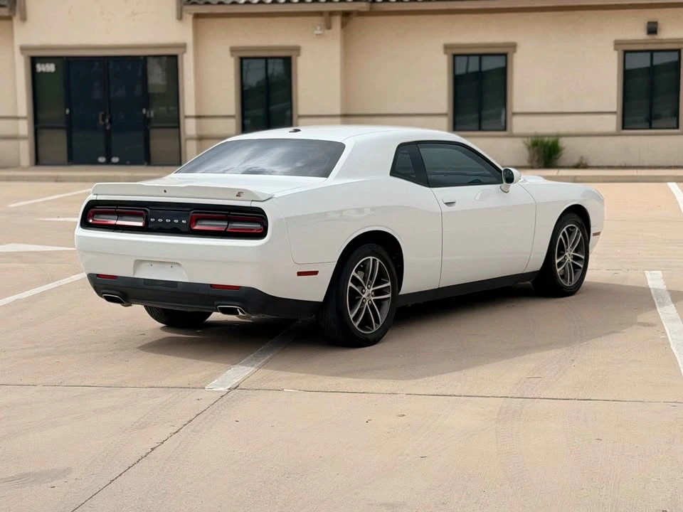 2019 Dodge Challenger - Image 4 of 16