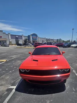 2019 Dodge Challenger SXT Coupe 2D