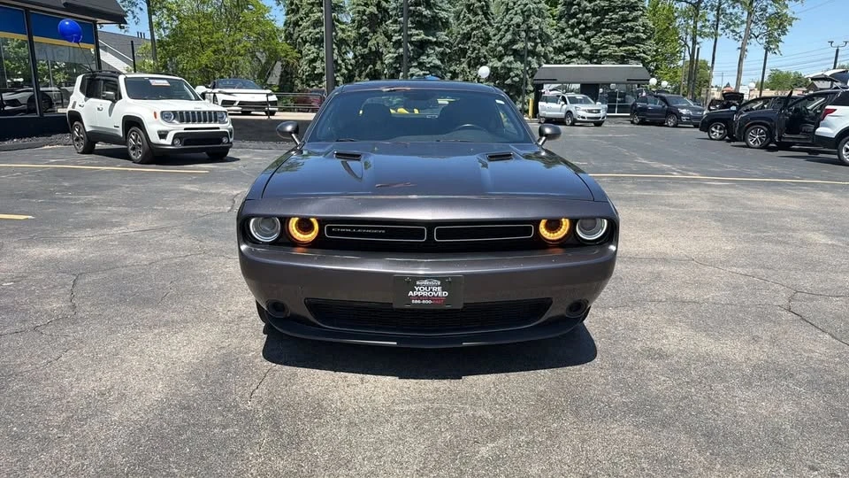 2019 Dodge Challenger 3rd Gen - Image 2 of 18