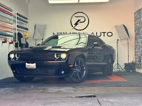 2019 Dodge Challenger SXT Coupe