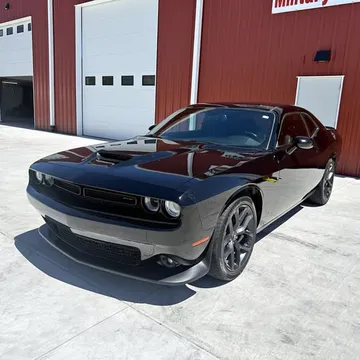 2019 Dodge Challenger SXT Coupe 2D