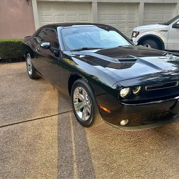 2019 Dodge Challenger SXT Coupe 2D