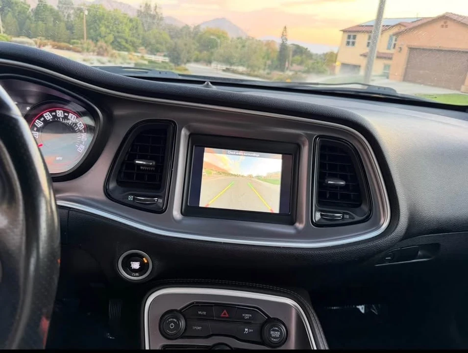 2019 Dodge Challenger 3rd Gen - Image 11 of 15