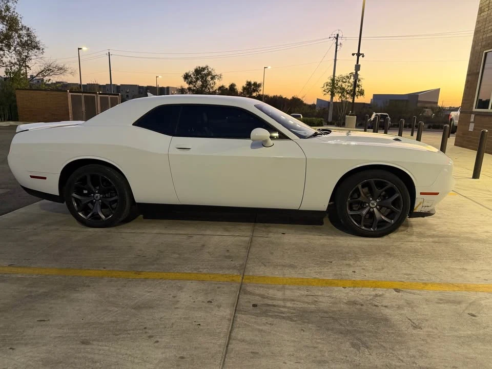 2019 Dodge Challenger 3rd Gen - Image 4 of 8