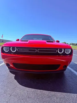 2019 Dodge Challenger SXT Coupe 2D
