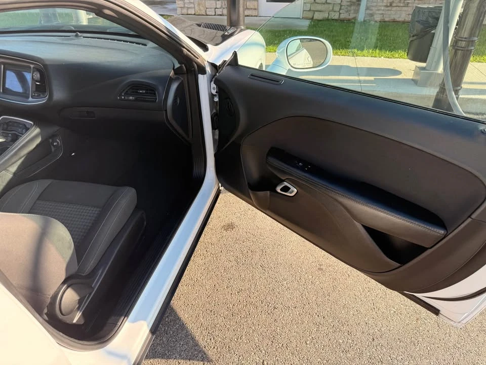 2019 Dodge Challenger 3rd Gen - Image 11 of 18