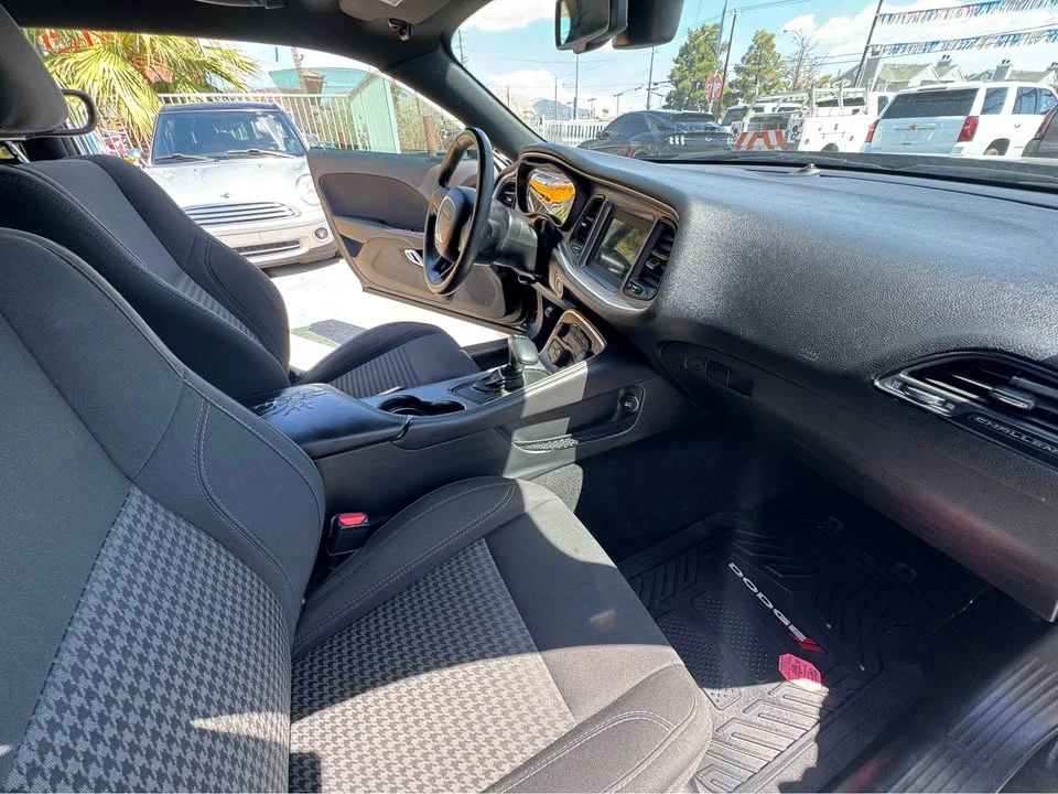 2019 Dodge Challenger 3rd Gen - Image 10 of 13