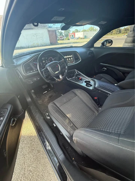 2019 Dodge Challenger 3rd Gen - Image 5 of 6