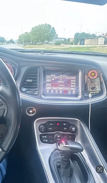 2019 Dodge Challenger 3rd Gen - Image 2 of 13