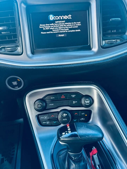 2019 Dodge Challenger 3rd Gen - Image 11 of 12