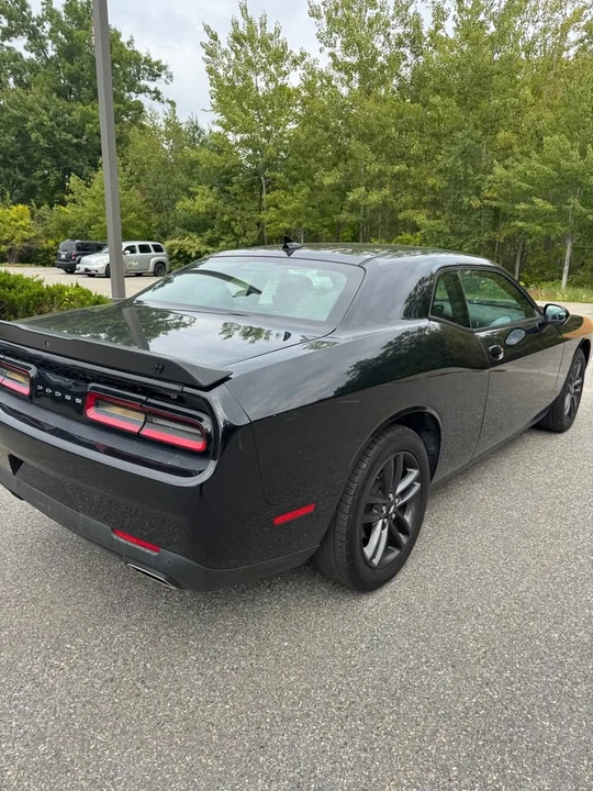 2019 Dodge Challenger 3rd Gen - Image 5 of 11