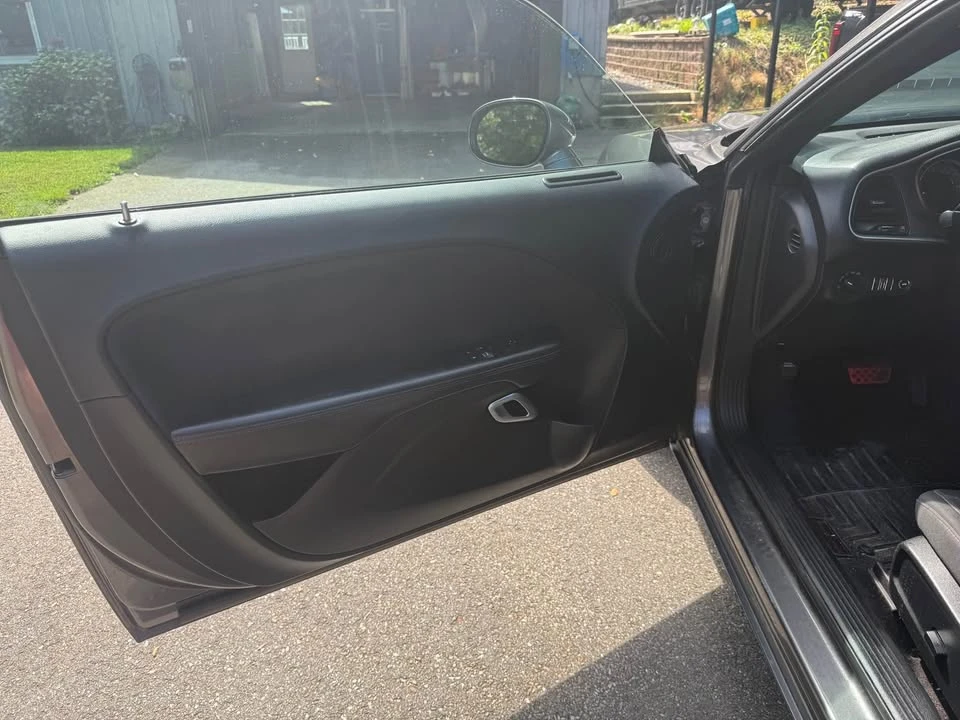 2019 Dodge Challenger 3rd Gen - Image 5 of 10