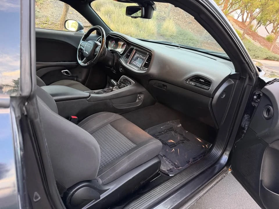 2019 Dodge Challenger 3rd Gen - Image 15 of 17