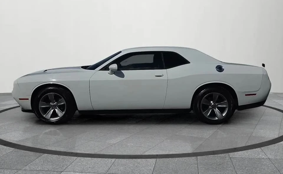 2019 Dodge Challenger 3rd Gen - Image 5 of 19