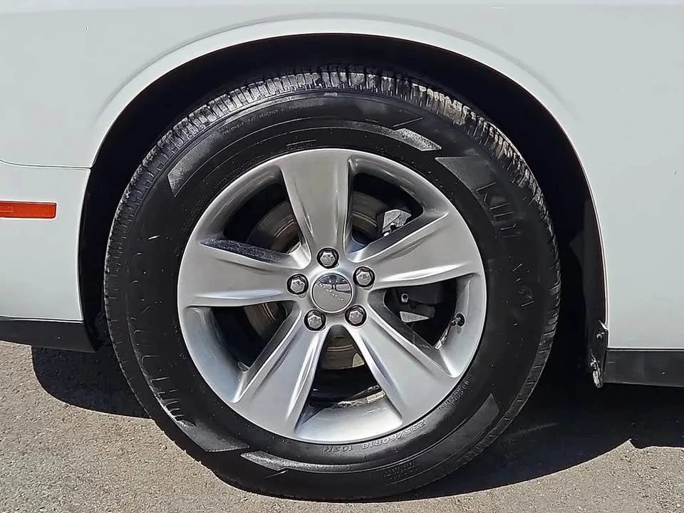 2019 Dodge Challenger 3rd Gen - Image 9 of 19