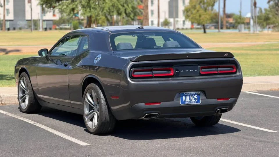 2019 Dodge Challenger 3rd Gen - Image 6 of 7