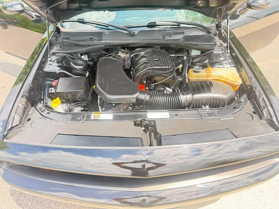 2019 Dodge Challenger 3rd Gen - Image 7 of 12