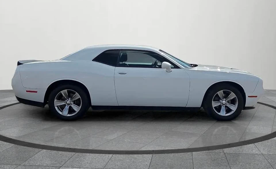 2019 Dodge Challenger 3rd Gen - Image 2 of 19