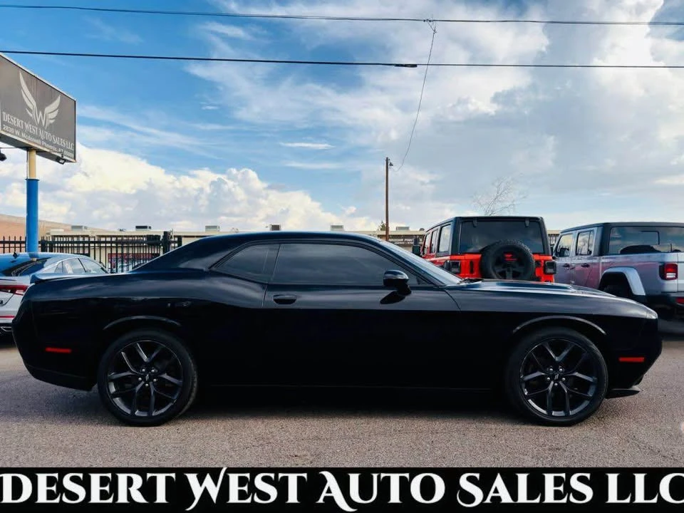 2019 Dodge Challenger 3rd Gen - Image 2 of 11