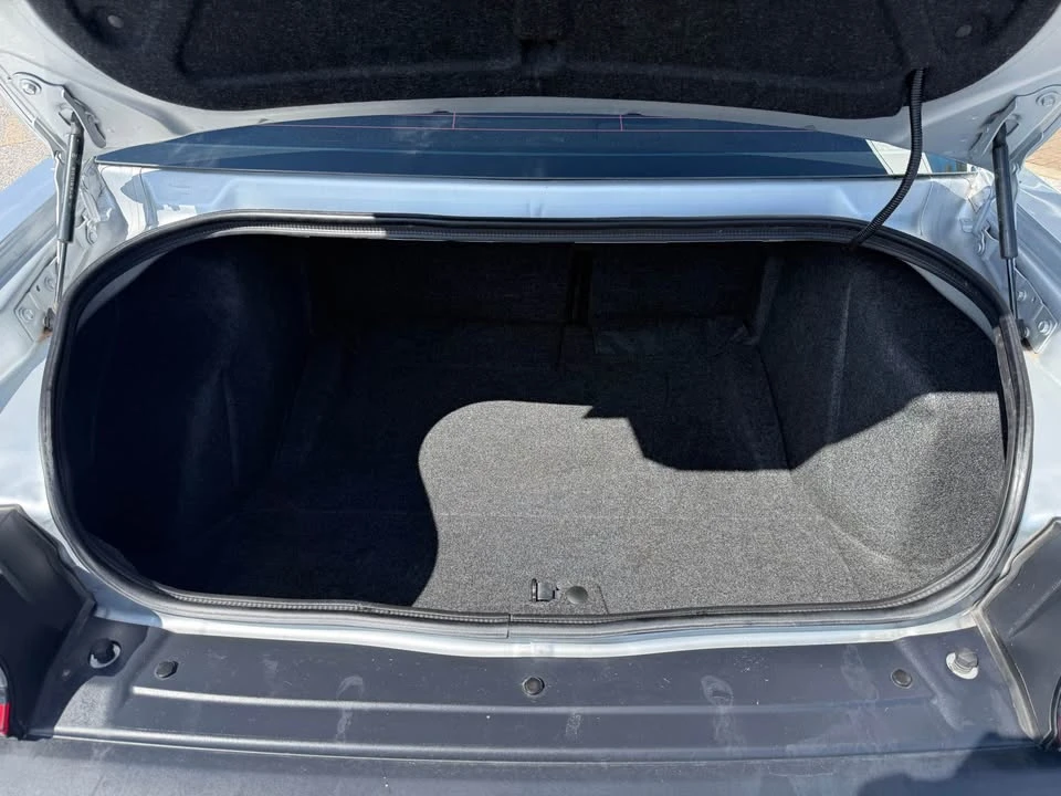 2019 Dodge Challenger 3rd Gen - Image 9 of 16