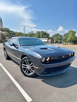 2019 Dodge Challenger SXT AWD