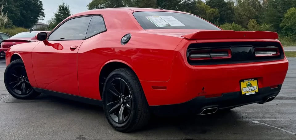 2019 Dodge Challenger 3rd Gen - Image 2 of 8
