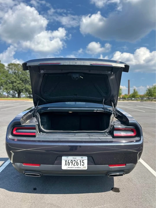 2019 Dodge Challenger 3rd Gen - Image 9 of 20