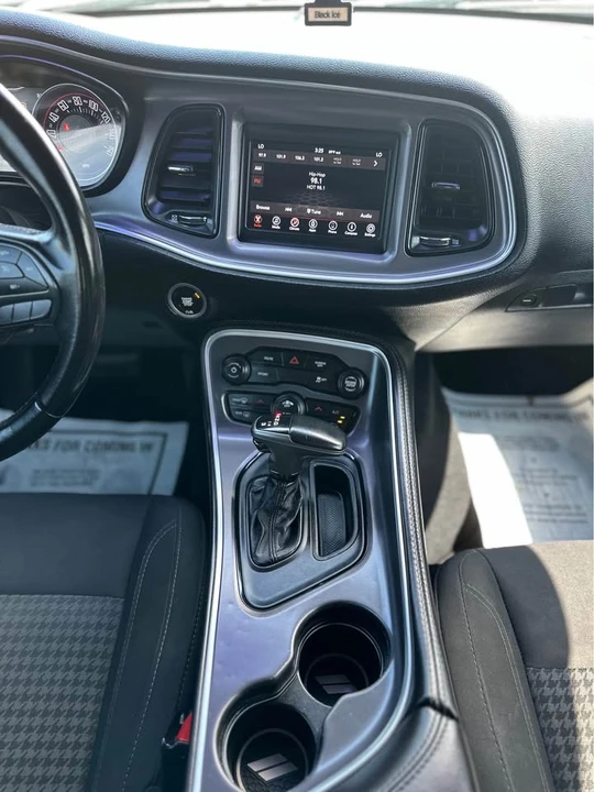 2019 Dodge Challenger 3rd Gen - Image 17 of 20