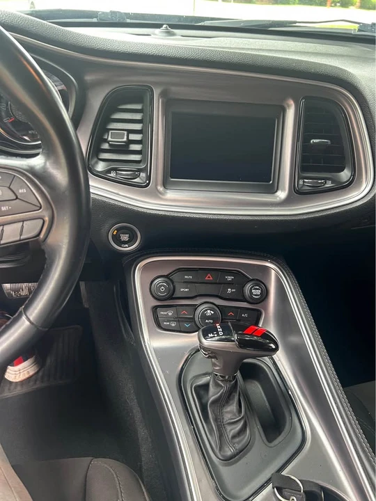 2019 Dodge Challenger 3rd Gen - Image 7 of 10
