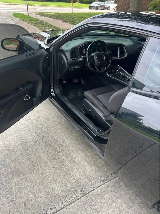 2019 Dodge Challenger 3rd Gen - Image 6 of 10