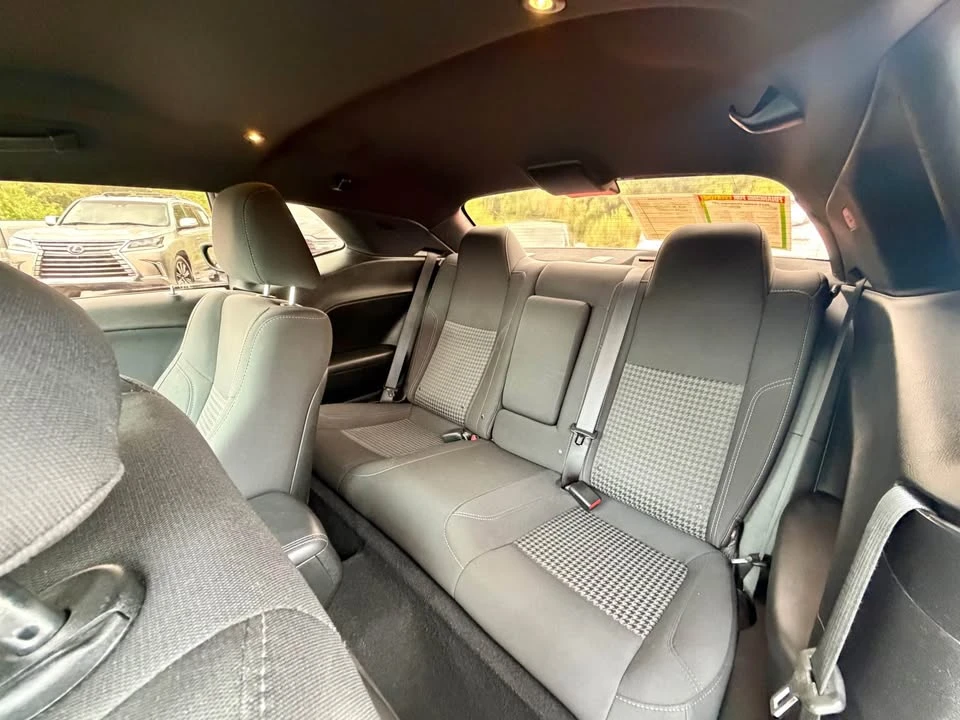 2019 Dodge Challenger 3rd Gen - Image 5 of 8