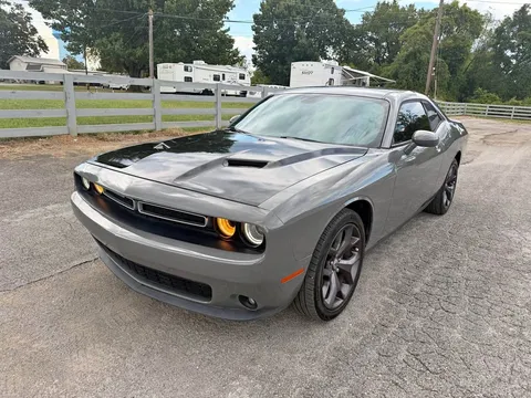 2019 Dodge Challenger SXT Coupe 2D